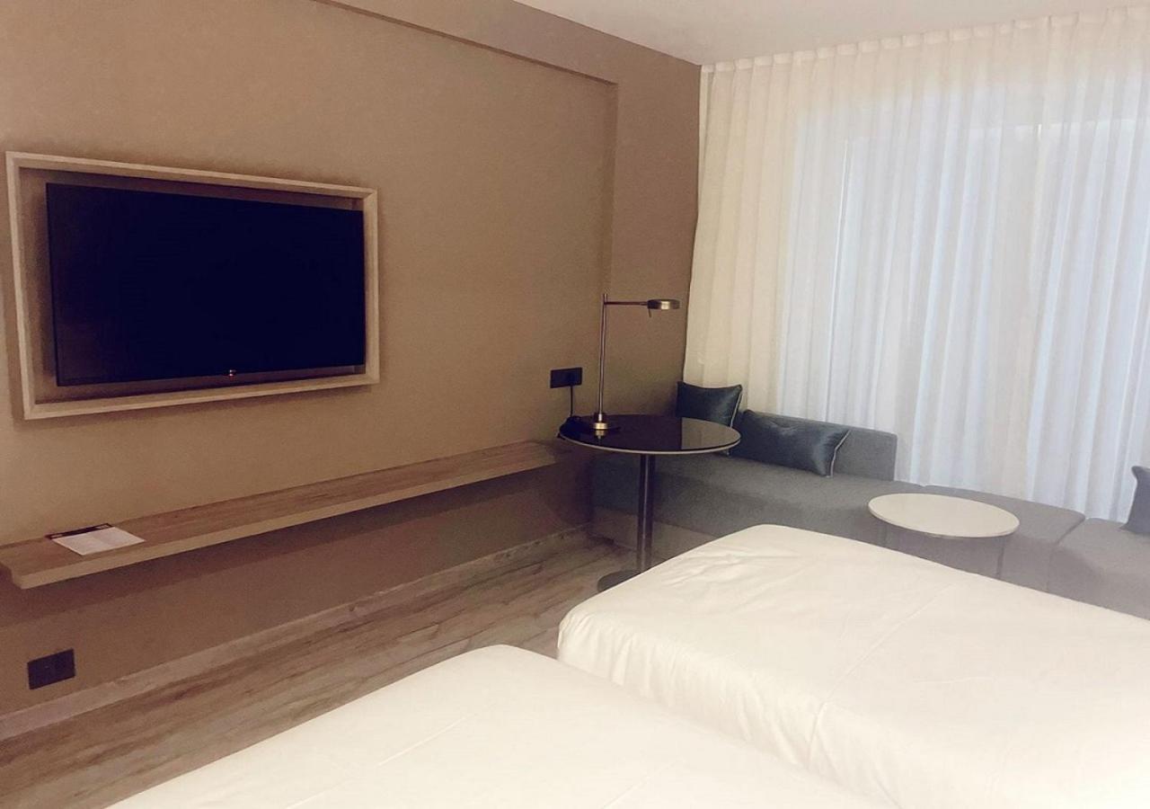 Park Inn By Radisson Σουράτ Εξωτερικό φωτογραφία