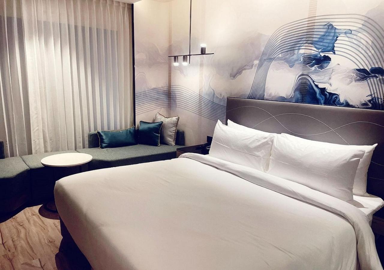 Park Inn By Radisson Σουράτ Εξωτερικό φωτογραφία