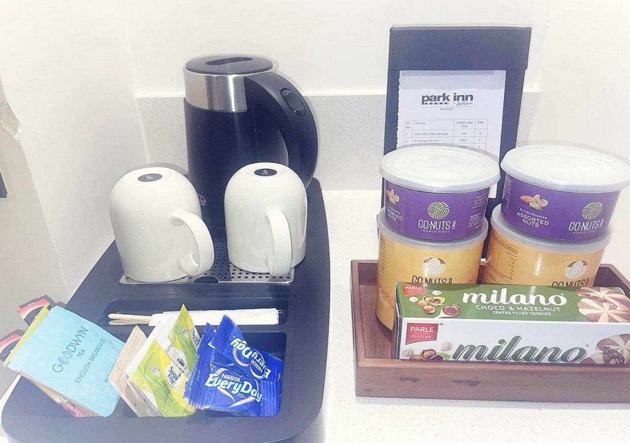 Park Inn By Radisson Σουράτ Εξωτερικό φωτογραφία